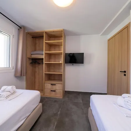 Pecora Nera דירה *